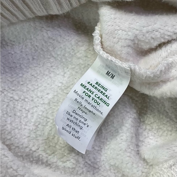 Aerie Embroidered Bow Cropped Fleece Pullover Hoodie Cream - M - Picture 8 of 9